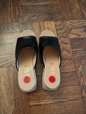 Women's sandals